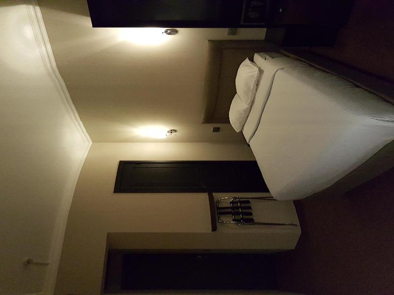 בריסל Hotel Le Chantecler מראה חיצוני תמונה