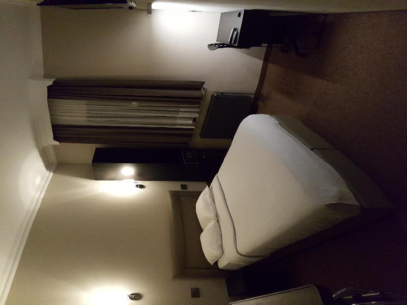 בריסל Hotel Le Chantecler מראה חיצוני תמונה