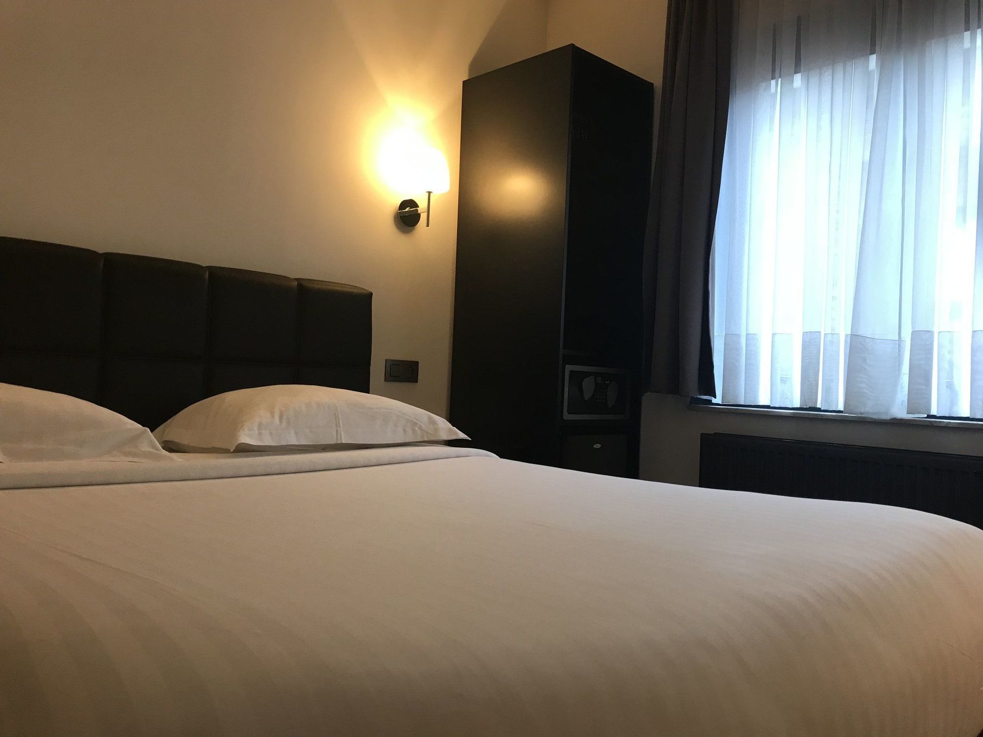 בריסל Hotel Le Chantecler מראה חיצוני תמונה